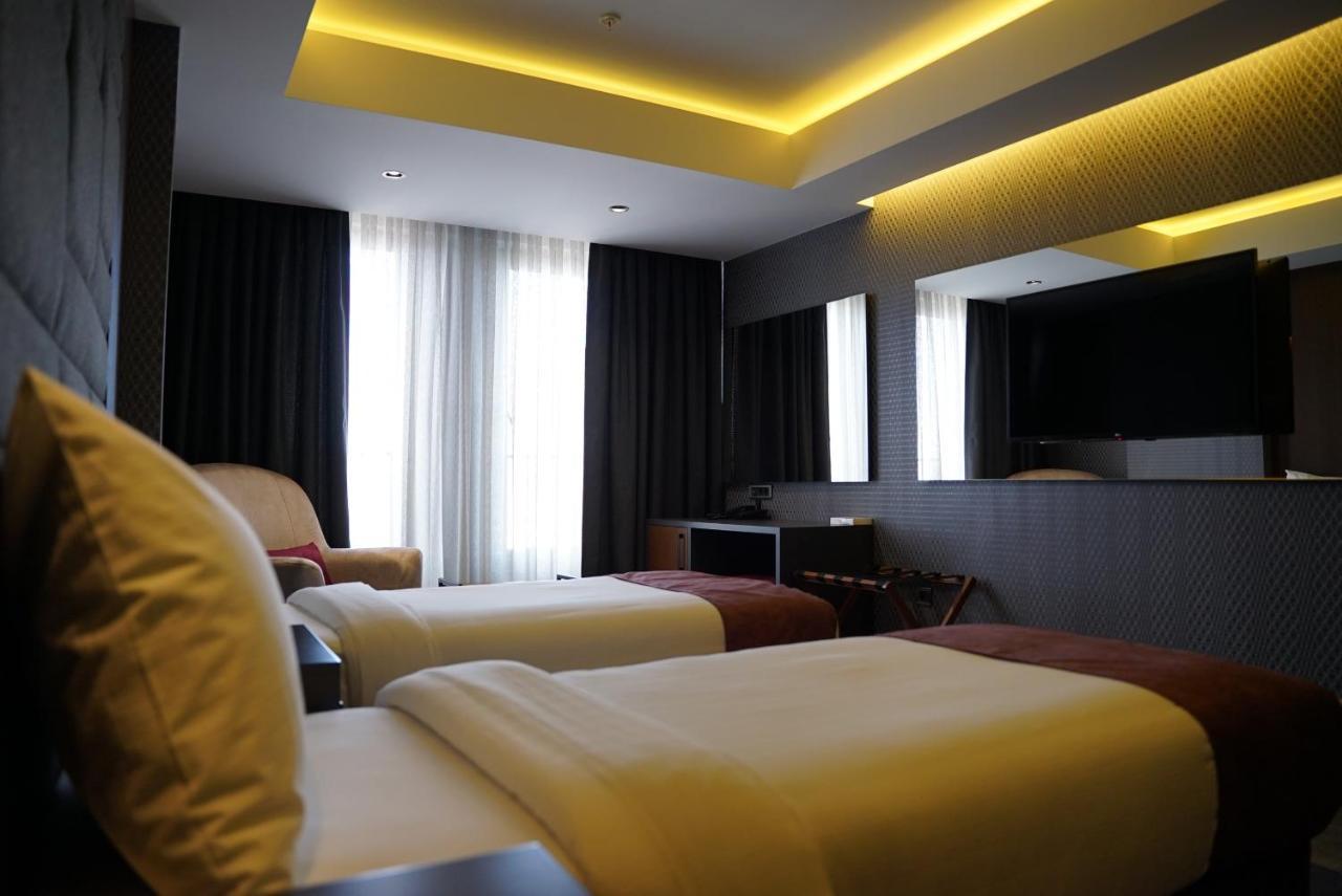 Nova Vista Deluxe & Suites A Member Of Radisson Individuals Esquiceir Exterior foto