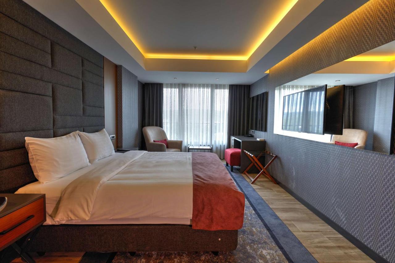 Nova Vista Deluxe & Suites A Member Of Radisson Individuals Esquiceir Exterior foto