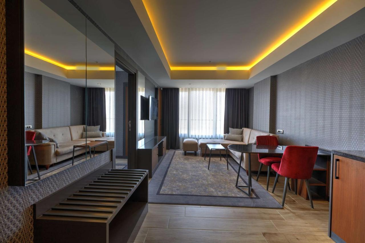 Nova Vista Deluxe & Suites A Member Of Radisson Individuals Esquiceir Exterior foto