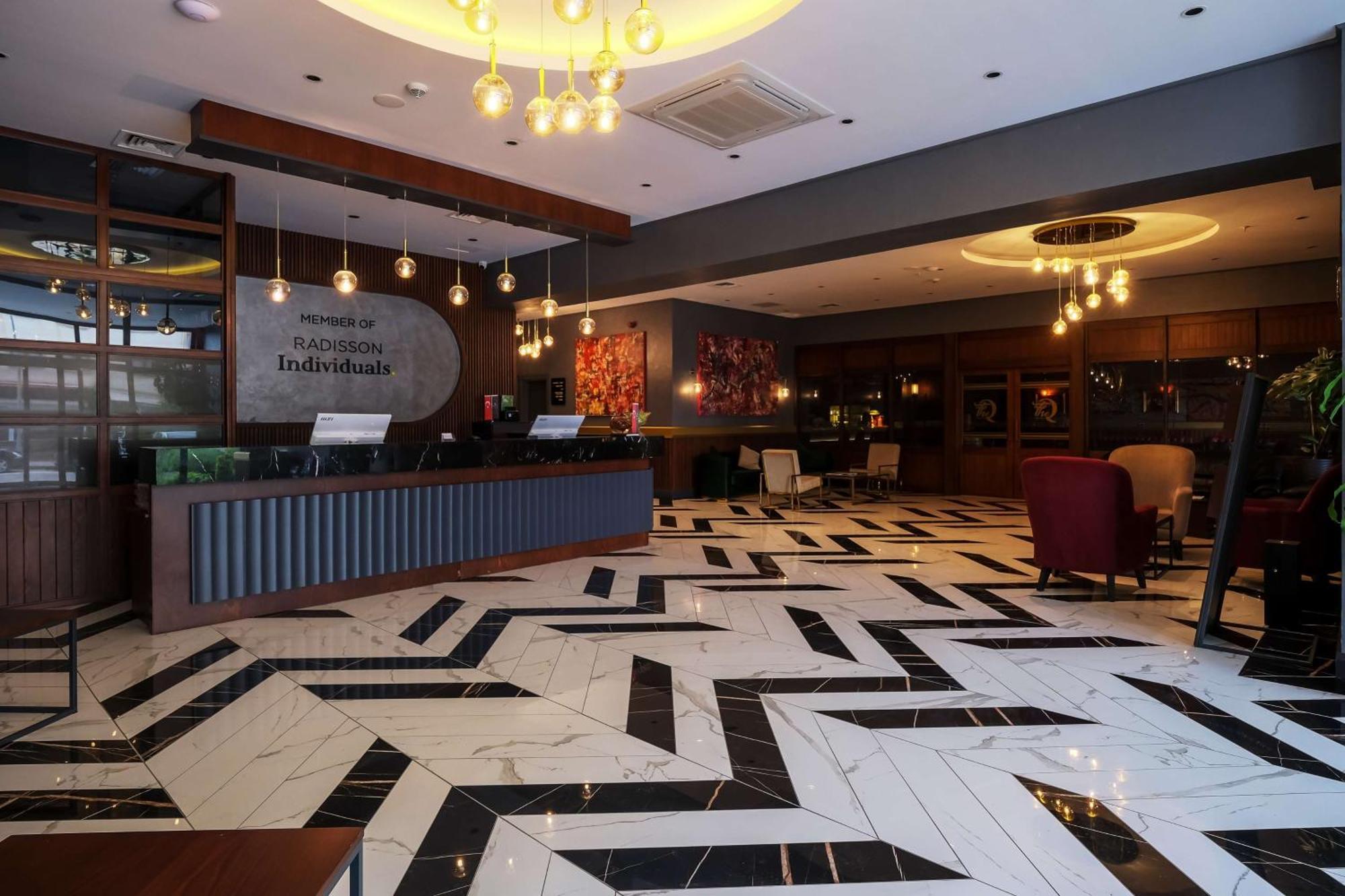 Nova Vista Deluxe & Suites A Member Of Radisson Individuals Esquiceir Exterior foto