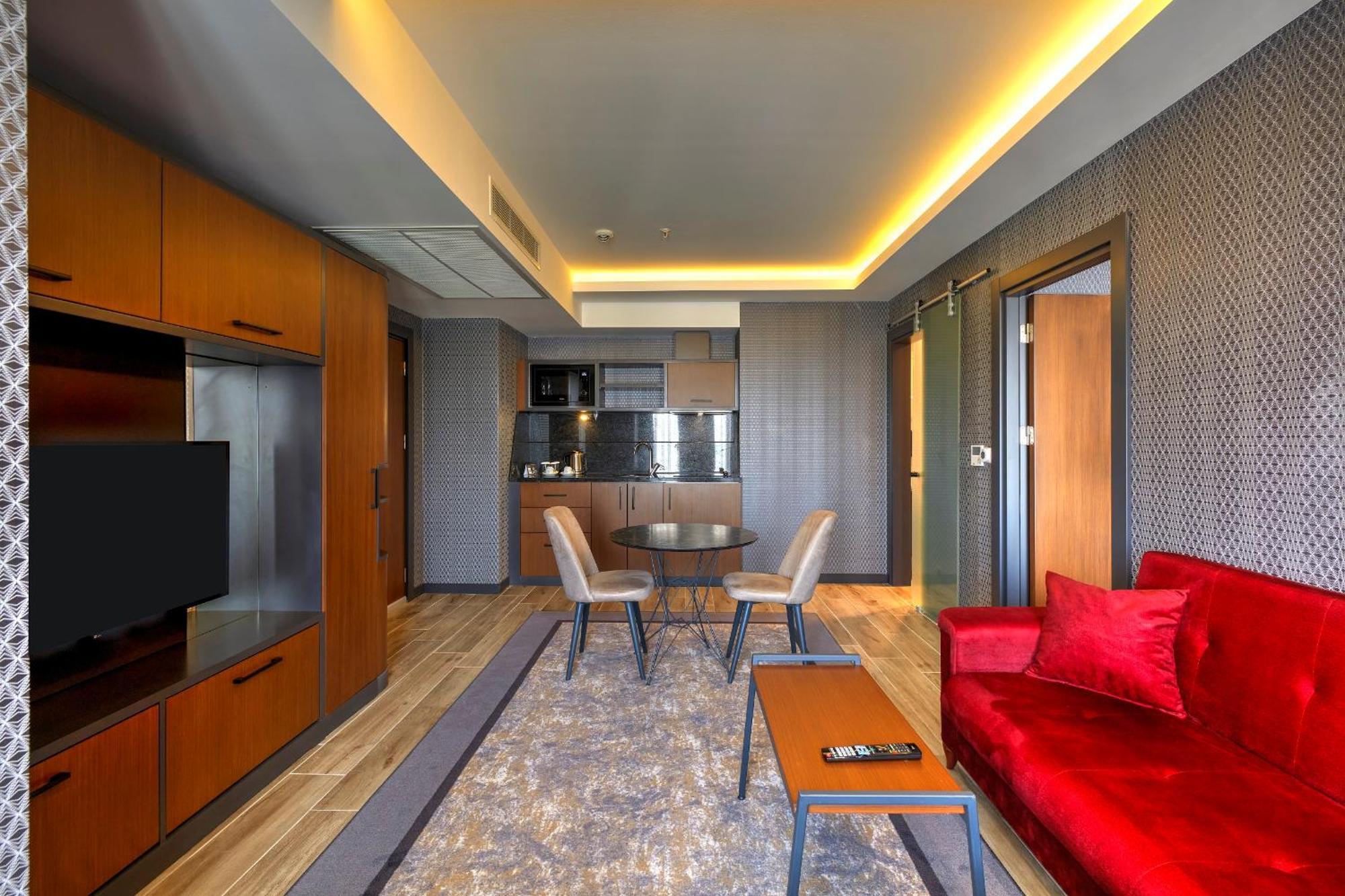 Nova Vista Deluxe & Suites A Member Of Radisson Individuals Esquiceir Exterior foto