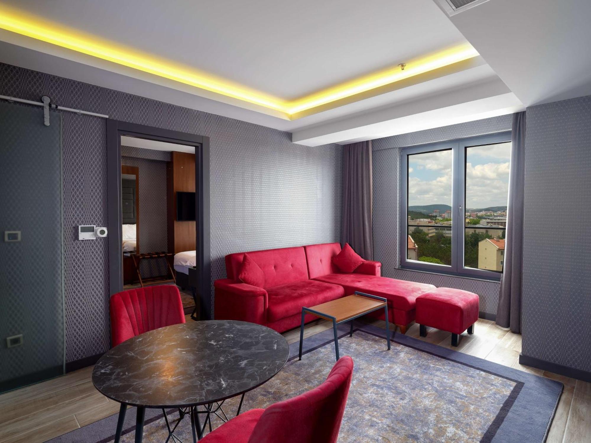 Nova Vista Deluxe & Suites A Member Of Radisson Individuals Esquiceir Exterior foto